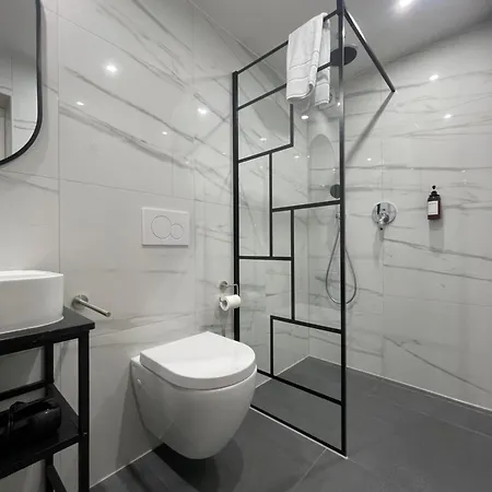 Nice City Apartment *